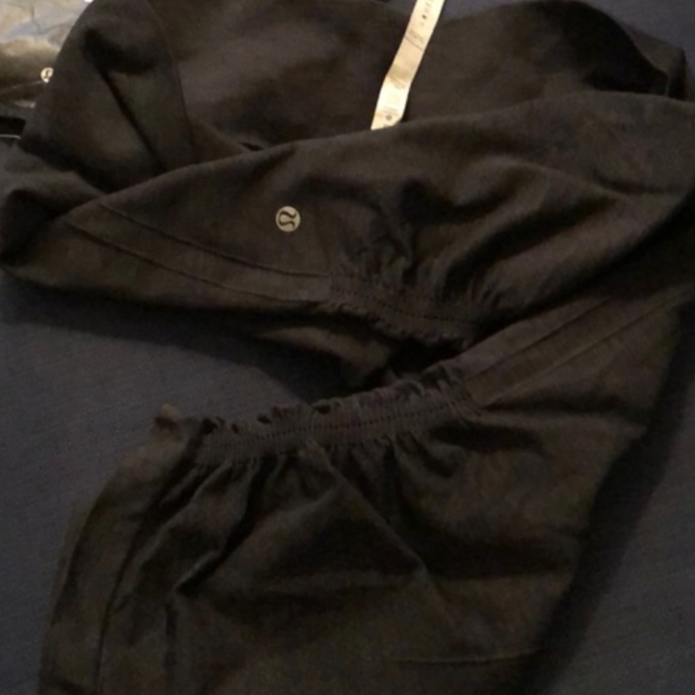 Lululemon In The Flow Crop II Heathered Deep Coal - Picture 7 of 7